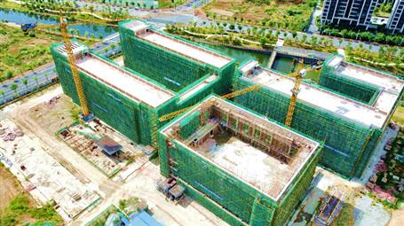 【奮戰(zhàn)三季度 打贏攻堅戰(zhàn)】柳州市明德小學(xué)2#、3#教學(xué)樓主體結(jié)構(gòu)通過驗收